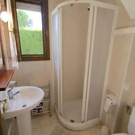 Arenda Pino Alto Masia 1 Holiday home *